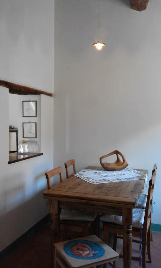 Casa Vacanze "Nonna Vela" Petroio Exterior foto